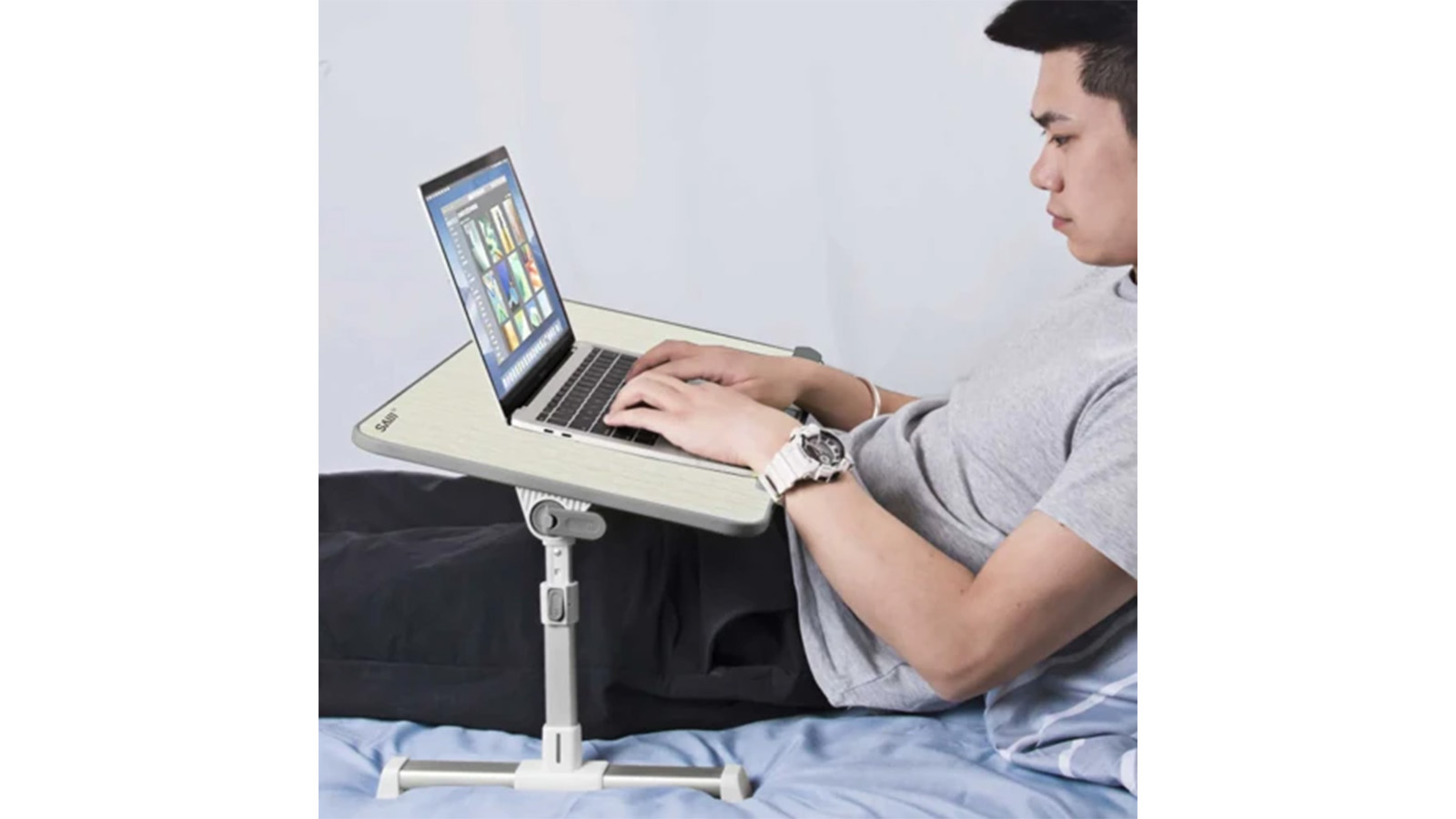 راهنمای خرید میز لپتاپ 16 تا 17 اینچ با فن خنک کننده تاشو و قابل حمل سایجی مدل A8L