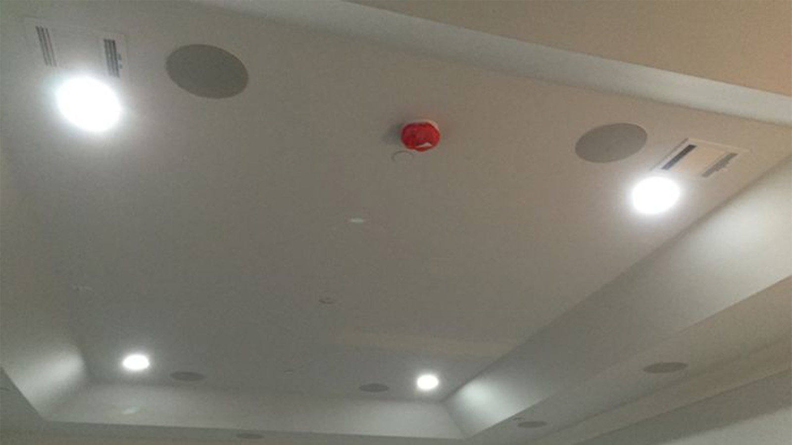 اسپیکر سقفی و ستونی برای سینما خانگی و سیستمهای صوتی