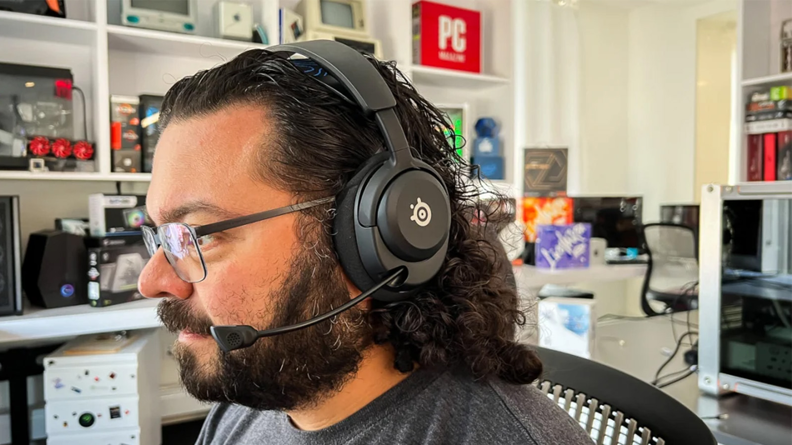 مقایسه هدست‌های بی‌سیم و با سیم