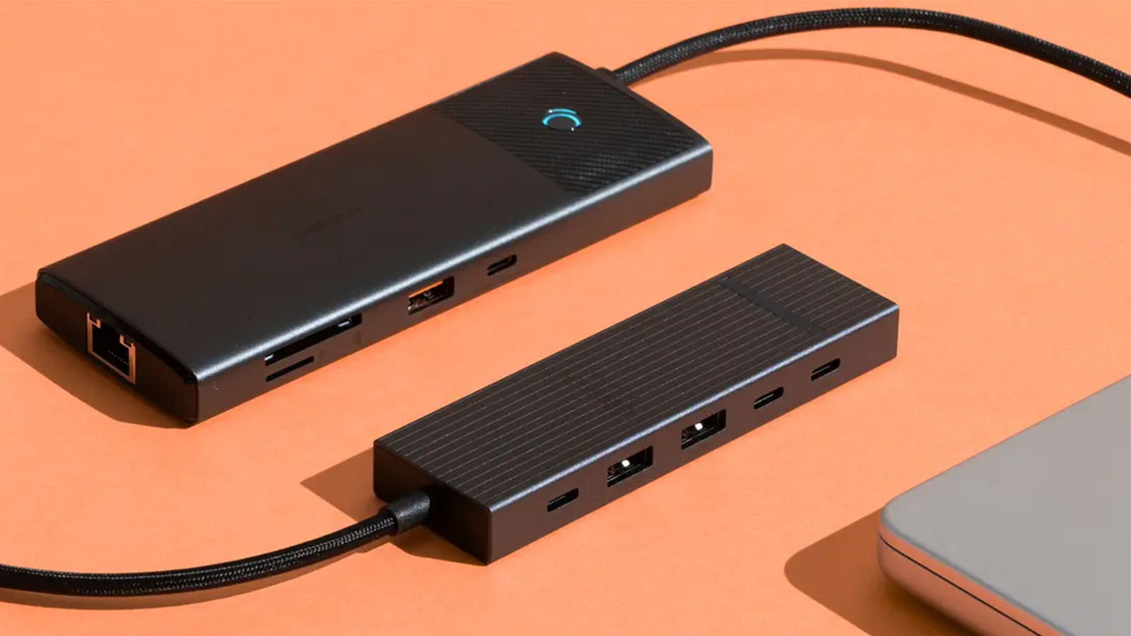 مبدل&zwnj; برای استفاده در منزل و محل کار